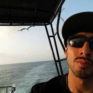 Meet your Posher, Luis